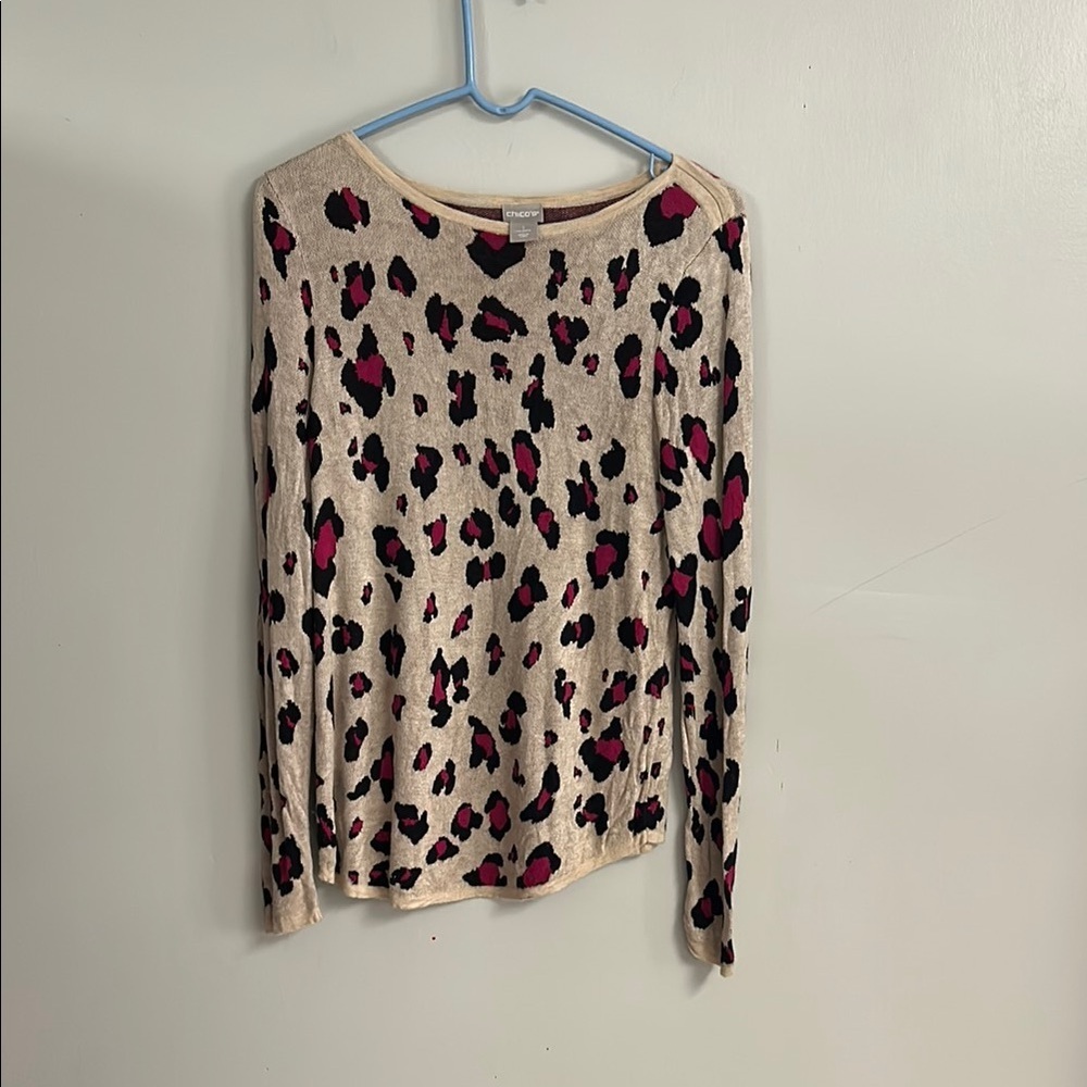 Chico's Cream and Black Fitted Crew Neck Sweater